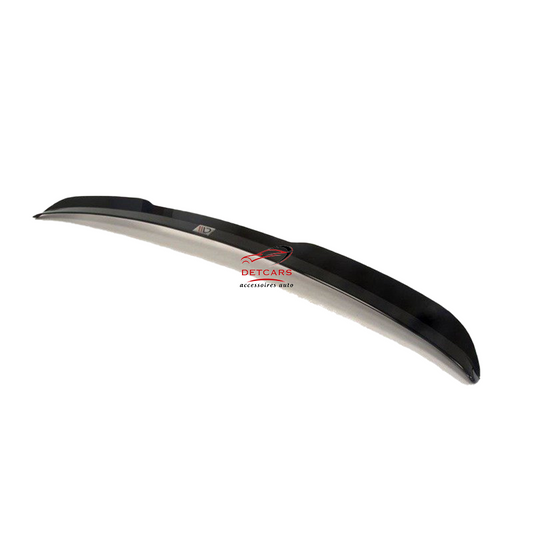 Disponible en 3 finitions : Noir brillant , imitation carbone et texturé . L'intérieur du produit et ses finitions sont mates . Chaque CAP becquet possède à l'intérieur un ruban acrylique 3M double face collé sur toute sa longueur, sur lequel il est mon