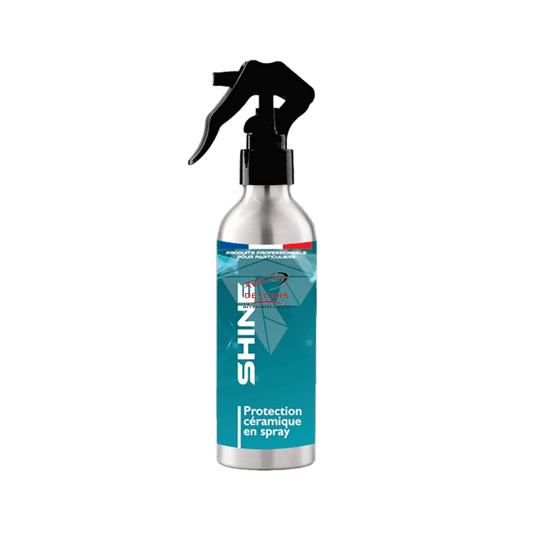 Nous vous proposons la protection céramique en spray à notre gamme de céramique. La Protection Céramique En Spray de chez SHINE est conçu pour être appliqué rapidement tout en garantissant des résultats exceptionnels avec une solution prêt à l'emploi