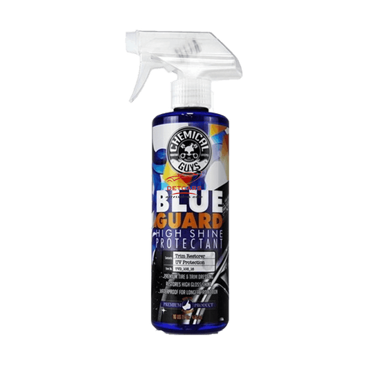 Le nettoyant plastiques Blue Guard de chez Chemical-guys permet de rénover et protéger vos plastiques intérieur en retrouvant la brillance d'origine . Une finition non grasse au toucher et une surface hydrater garanti !