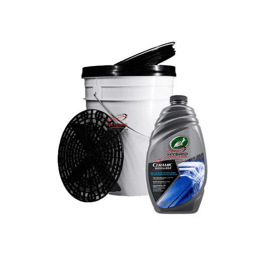 Nous vous proposons ce pack de nettoyage composé d'un seau avec couvercle d'une capacité de 20 litres accompagné du Shampooing à base de céramique wash&wax de chez Turtle-wax !
Shampooing solution hybrid ceramic wash&wax de chez turtle wax pour une finition ultime .
Shampooing avec des polymères nettoyants Hydro-glide pour nettoyer toutes les surfaces sans rayures. Contient du SiO2 hydrophobe et des polymères synthétiques qui augmentent la profondeur, la clarté et la brillance de la peinture