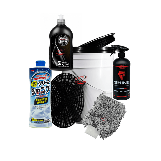 Nous vous proposons ce Pack découverte complet pour un lavage automobile .
Il est composé :
- Un seau de lavage capacité 20 litres avec grille de filtration + couvercle
- Un Shampooing neutre Soft99 capacité 1L
- Un Shampooing de finition Scholl concepts capacité 500ml
- Un gant de lavage microfibre
- Un nettoyant jantes hard Shine capacité 750ml
