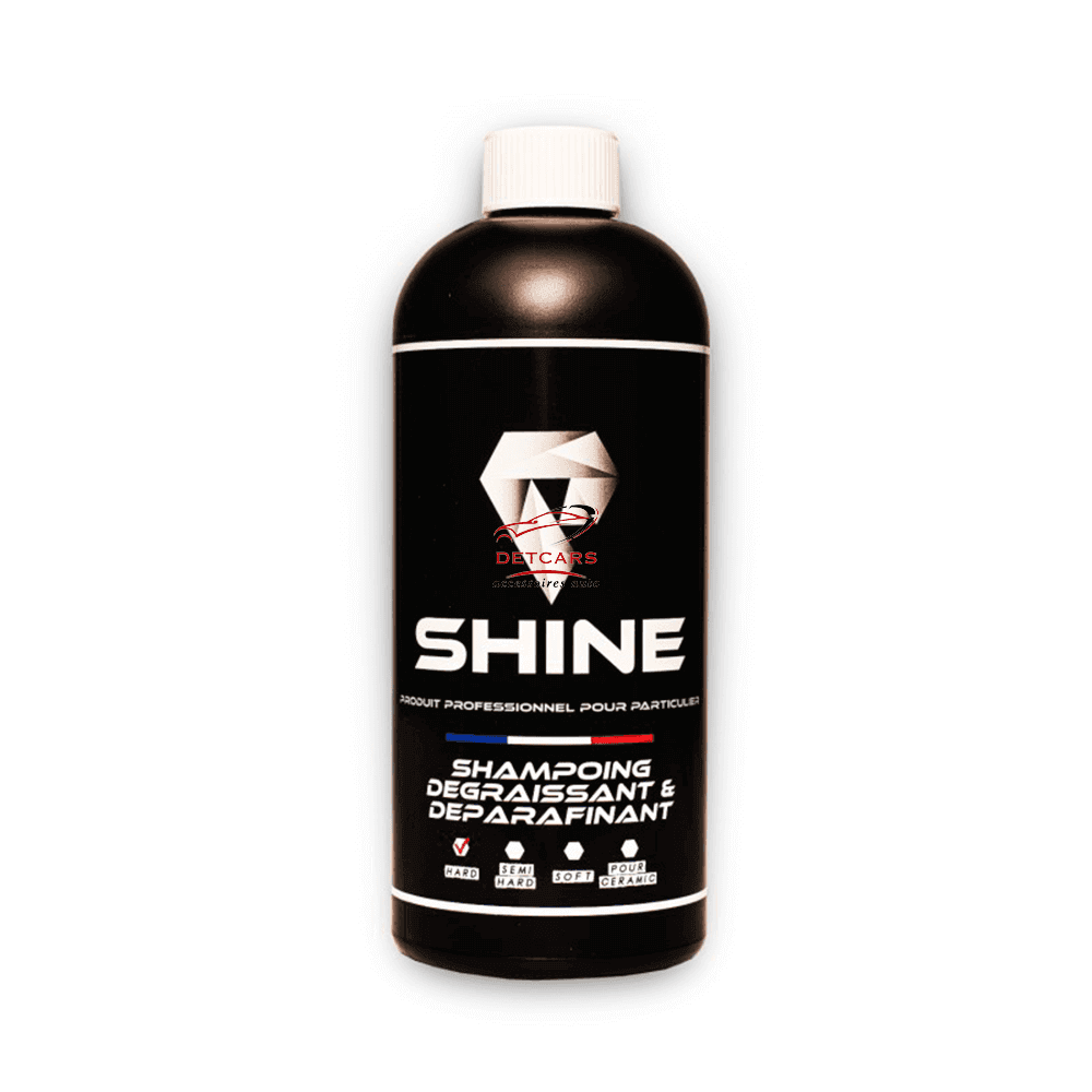 Le shampoing carrosserie dégraissant déparaffinant SHINE ( hard ) est un dégraissant industriel pour le lavage des véhicules. Produit surpuissant, il nettoie les carrosseries très sales, les bâches, les châssis, etc.
Ce produit élimine les salissures les plus tenaces, restitue la propreté et la brillance des surfaces traitées. Il en respecte l’aspect initial et ne laisse pas de trace après rinçage. Shampoing peu moussant en utilisation manuelle permettant l'amélioration des principes actifs.