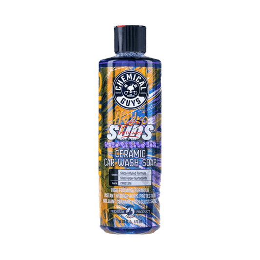 Le shampooing Hydrosuds ceramic carwash de chez Chemical-guys est un shampooing de finition et de protection à base de céramique . Chargé en SIO2 , il apportera une brillant et un éclat incroyable à votre carrosserie ainsi qu'une protection hydrophobe .