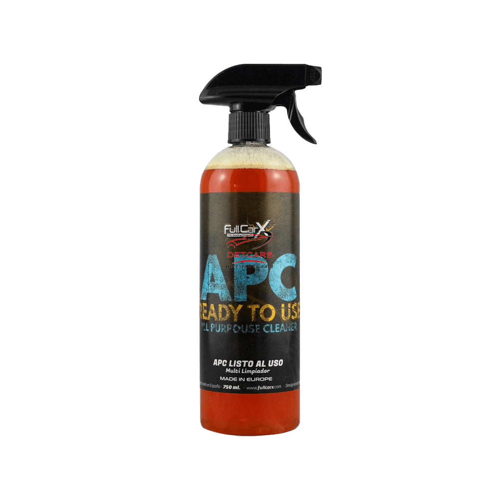 Nettoyant multi surfaces FullCarX et tout-en-un spécialement conçu pour nettoyer tous types de surfaces : capotes, tableaux de bord, pneus, moustiques, carrosserie, passages de roues, encadrements de portes, caoutchoucs, etc.