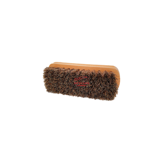 Brosse pour le nettoyage du cuir et de l'alcantara . Brosse de haute qualité fabriqué avec du crin de cheval naturel. Nettoie sans endommager les peaux et tissus les plus délicats (alcantara, cuir, etc.) grâce à ses poils ultra doux et délicats .