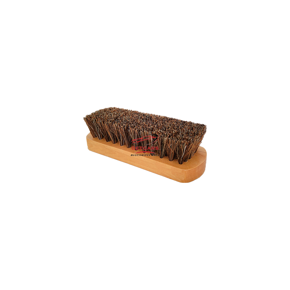 Brosse cuir et alcantara