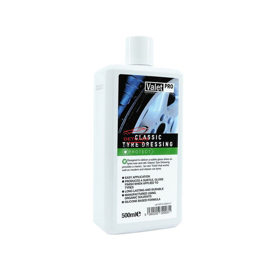 Classic tyre dressing 500ml de chez Valetpro . A base de silicone et de solvants biologiques, il apporte une protection durable et procure une finition avec une brillance subtile.