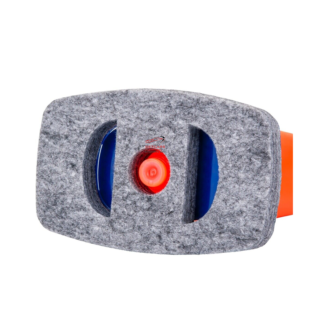 Le GLACO DX de chez Soft99 est le dernier-né de la marque japonaise spécialiste des traitements hydrophobes pour surfaces vitrées. La technologie SARF (Strong Adhésion Rapid Finish) utilisée permet de réduire le temps de liaison du produit avec le verre à seulement 5 minutes !