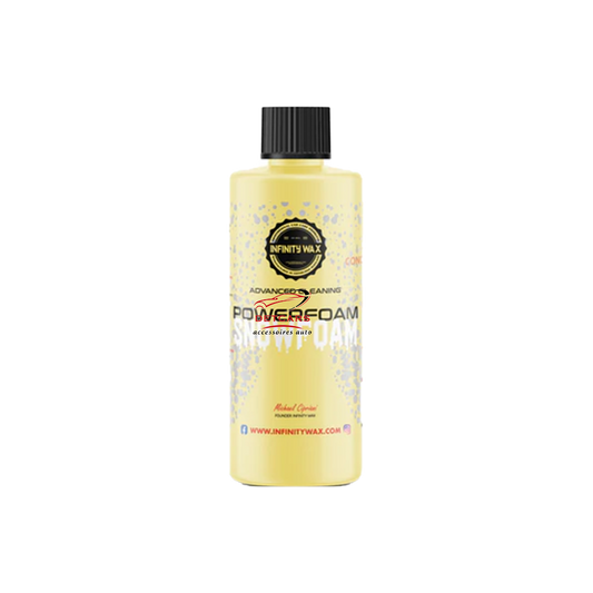 Wipeout snow-foam est un shampooing de prélavage , une mousse collante très dense, elle peut être très épaisse si vous le souhaitez et nettoie très bien sans être caustique. En fait, son pH n’est que de 8,5 alors qu’il est concentré! Parfaitement utilisa