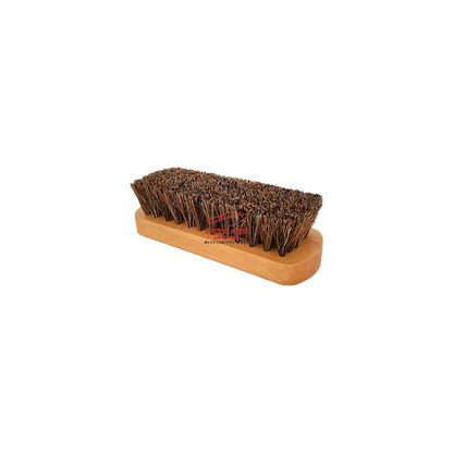 Brosse pour le nettoyage du cuir et de l'alcantara . Brosse de haute qualité fabriqué avec du crin de cheval naturel.   ﻿Nettoie sans endommager les peaux et tissus les plus délicats (alcantara, cuir, etc.) grâce à ses poils ultra doux et délicats .