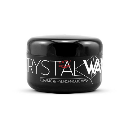 La Cire en pate Crystal Wax de chez FullCarX fournit une série d'excellentes caractéristiques pour votre carrosserie: Brillance longue durée, protection hydrophobe, profondeur de couleur ...