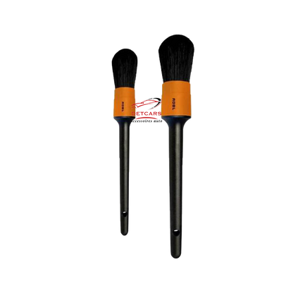 ADBL Round Detailing Brush est un pinceau de nettoyage polyvalent.