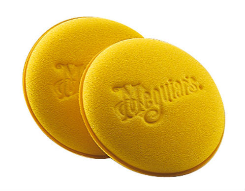 Tampon applicateur Meguiar's en mousse pour une application uniforme idéal pour l'application de produits sur le cuir ou les plastiques.